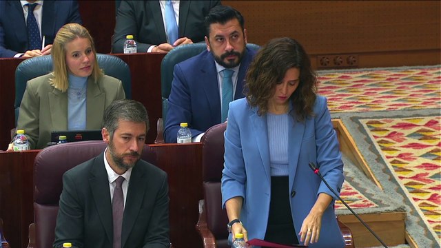 Ayuso condena los «actos vandálicos» en Ferraz y pide «detener» y «juzgar» a los «ultras» que reventaron la manifestación pacífica