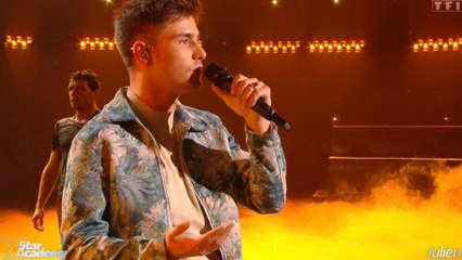 VOICI : Star Academy : Julien méconnaissable, le candidat a opté pour un changement de look avant d'intégrer l'émission