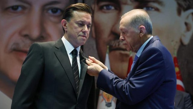İYİ Parti'den AKP'ye geçen Hatipoğlu'na memleketi Eskişehir'den tepki yağdı