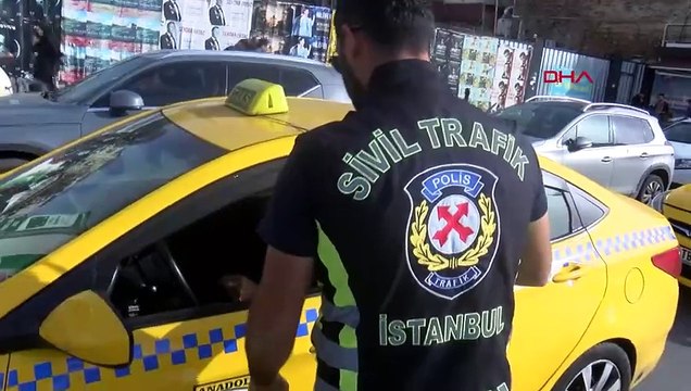 Inspection des ceintures de sécurité à Kadıköy : action pénale contre 12 chauffeurs de taxi