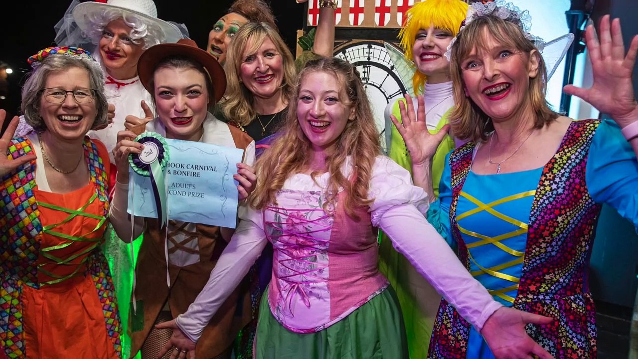 Looking back at a wet and wild Liphook Carnival 2023! video Dailymotion