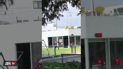 Chivas goalie impresses with goal kicked from outside the field