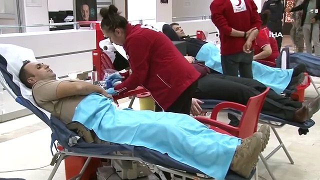 Edirne Emniyet Müdürü ve personelleri kan ve kök hücre bağışı yaptı