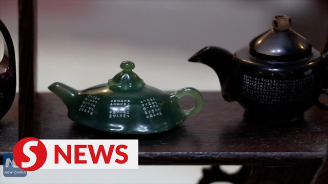 A wealth of knowledge inscribed on teapots