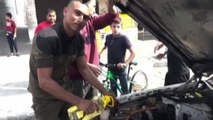 Nella Striscia di Gaza l'olio per cucinare nei serbatoi delle auto