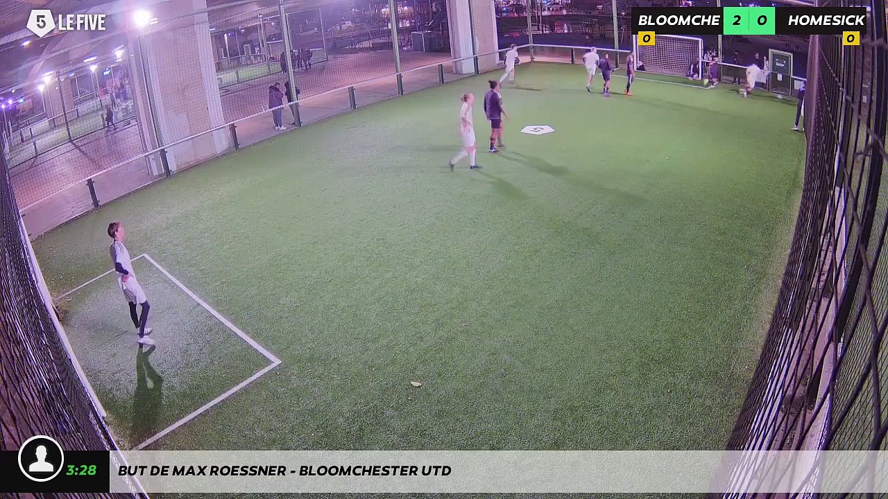But de MAX ROESSNER - BLOOMCHESTER UTD