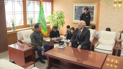 홍준표, 인요한 만나 "대통령 호가호위 세력 정리해야" / YTN