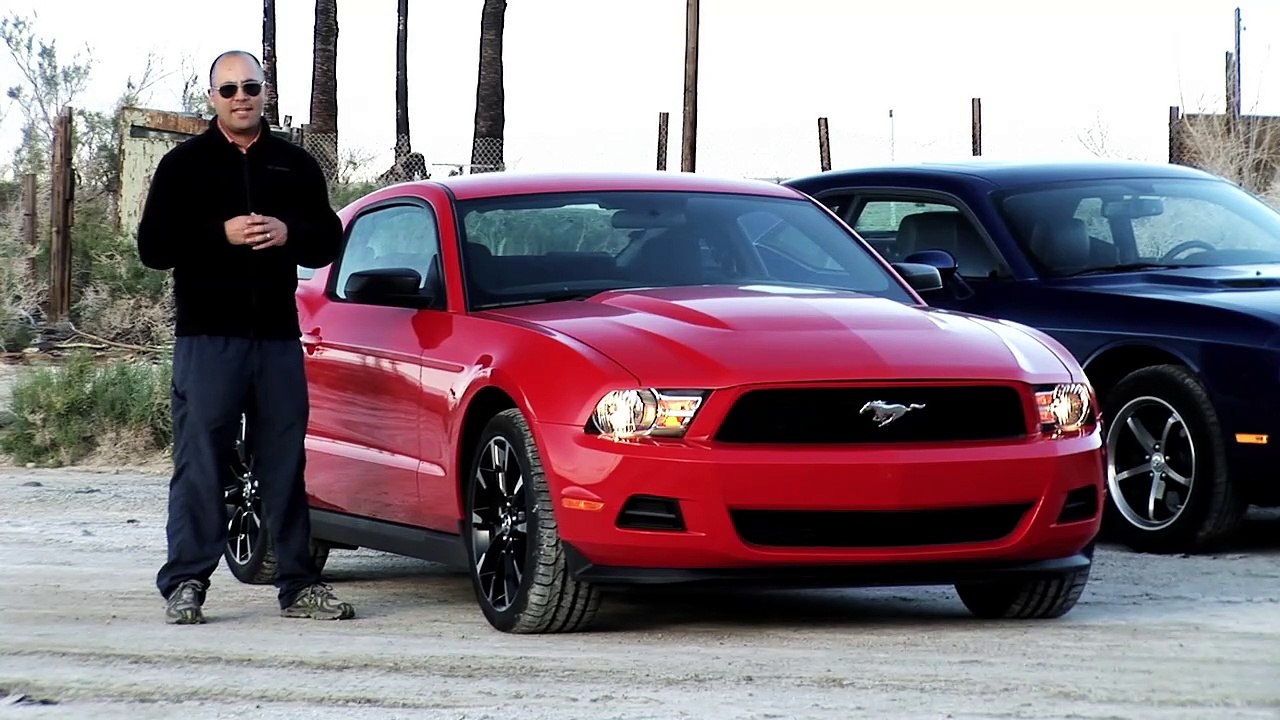 Hustlecars! 2011 Mustang V-6 vs 2010 Genesis Co...