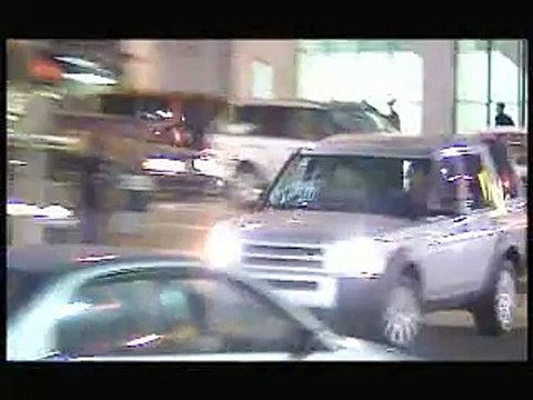 Of The Year: Land Rover LR3 - Motor Trends 2005 Sport/Utility of the Year Video