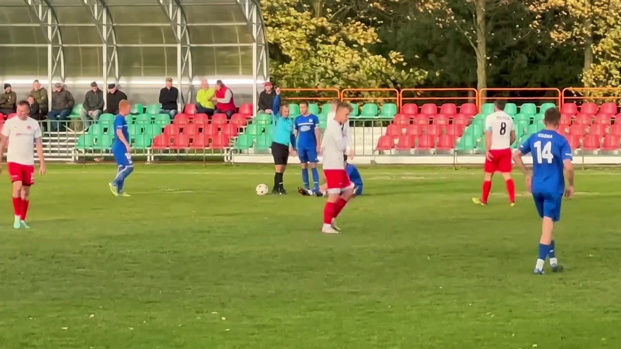 mecz piłki nożnej Orzeł Ryczów - Glinik Gorlice