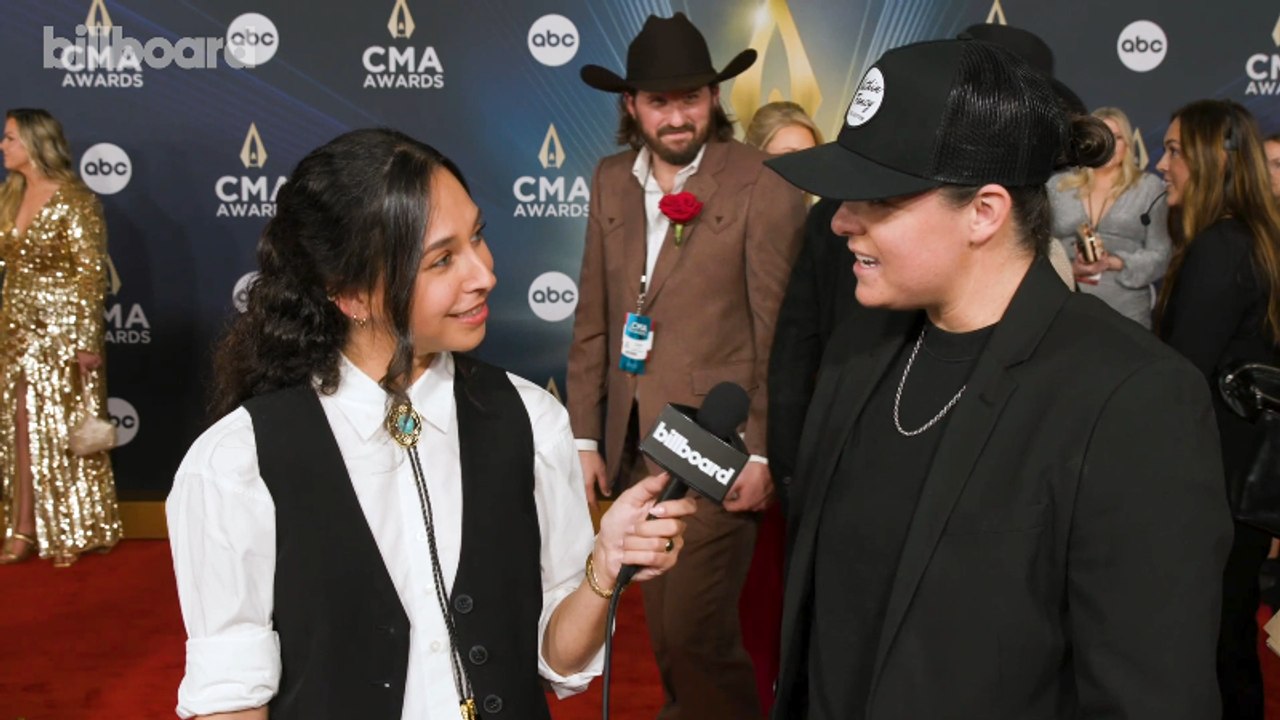 Lily Rose Says Touring with Sam Hunt is "A Pinch Me Moment," Talks Learning From The "Queen Who Started Pop Country" Shania Twain, Married Life & More | CMA Awards 2023