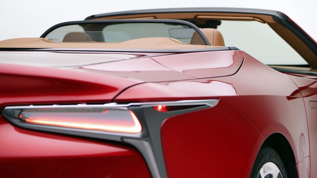 2021 Lexus LC500 Convertible Video Review: MotorTrend Buyer's Guide