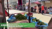 Gaza, carenza di verdure al mercato di Khan Yunis
