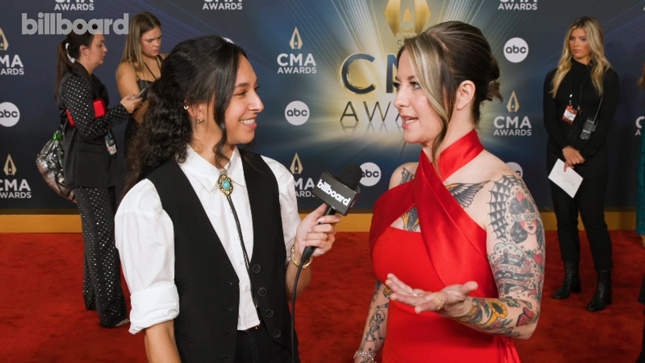 Ashley McBryde on The Inspiration Behind The Artwork For Her Album 'The Devil I Know,' Friendship with Jelly Roll & More | CMA Awards 2023