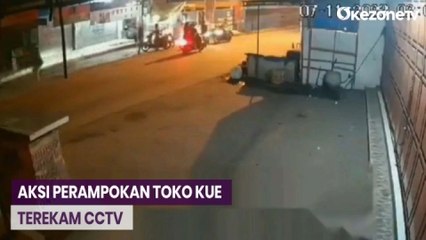 Sekelompok Pemuda dengan Sajam Rampok Toko Kue di Tangerang