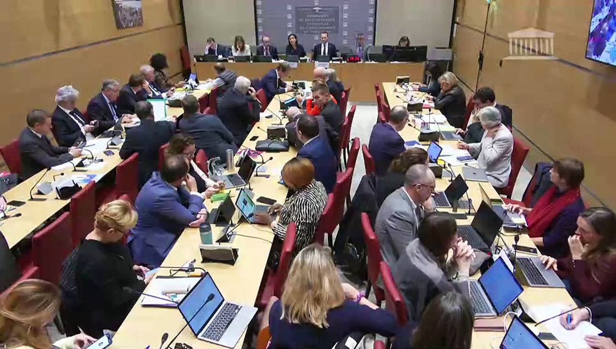 Commission du développement durable : Mme Sarah El Haïry, secrétaire d’État chargée de la biodiversité, sur la stratégie nationale pour la biodiversité - Mercredi 8 novembre 2023