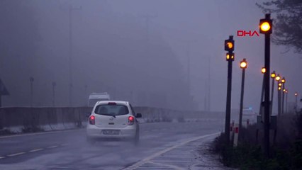 Bolu Dağı'nda Yağmur ve Sis Etkili Oldu