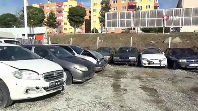 Çürümeye terk edilmiş araçlar gün yüzüne çıkıyor