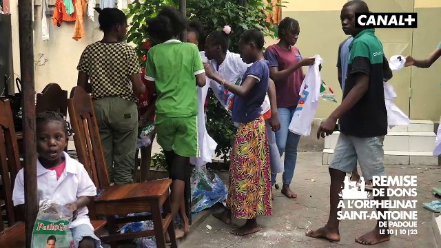 REMISE DE DONS A L'ORPHELINAT SAINT-ANTOINE