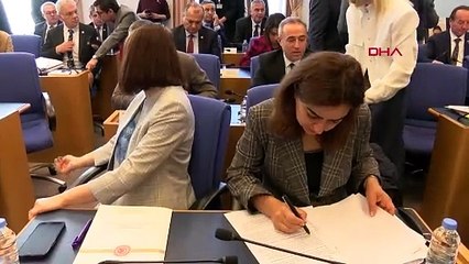 Bakan Koca: Gazze'deki kanser hastası çocukları Türkiye'ye getireceğiz