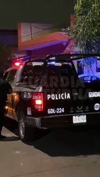 #Preliminar En un intento de asalto, un chófer de plataforma fue herido con arma blanca en calles de la colonia Lagos de Oriente de Guadalajara #GuardiaNocturna