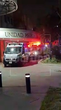 #Preliminar Una mujer terminó con un impacto de bala en el abdomen, tras un intento de robo en calles de la colonia La Federacha de Guadalajara #GuardiaNocturna