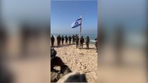 İsrail askerleri Gazze Şeridi’ne İsrail bayrağı çekti