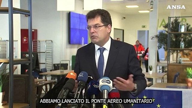 L'Ue invia altri due aerei con aiuti umanitari per Gaza