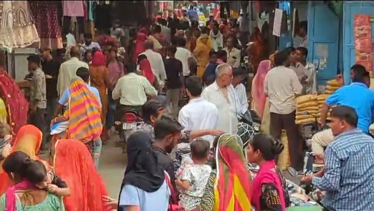 धनतेरस पर बाजार में आज बाजार में बरसेगा धन, पटा...