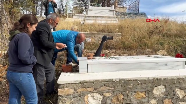 Depremde hayatını kaybeden gazeteci Cem Emir anıldı