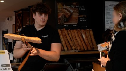 « On est venus pour ça » : dans cette boulangerie, c’est le client qui fixe le prix de la baguette