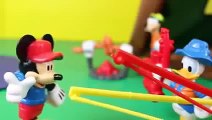 Mickey Mouse Clubhouse Campfire and Fishing with Mickey Minnie Donald Duck and Goofy ToysR (3)