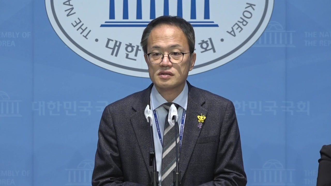 민주, '이동관·검사 탄핵안' 철회...이달 말 재추진 / YTN