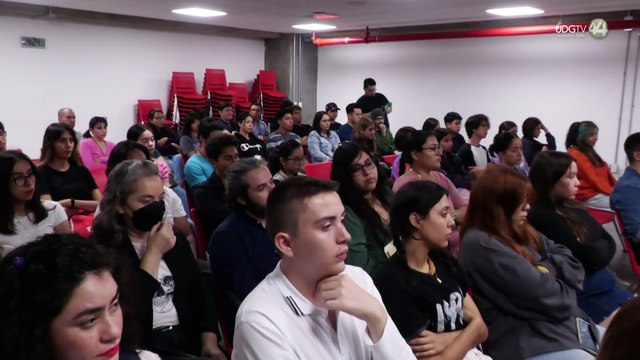 Rafael Barajas El Fisgón imparte charla en la Librería Carlos Fuentes