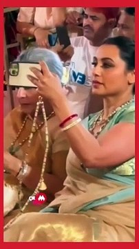 Rani Mukherjee With Jaya Bachchan At Durga Puja Pandal 2023