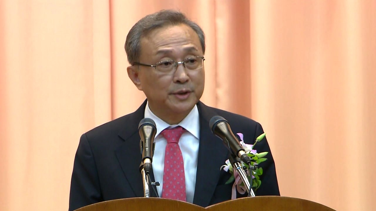유남석 헌재소장 퇴임..."역사의 평가 겸허히 기다릴 것" / YTN