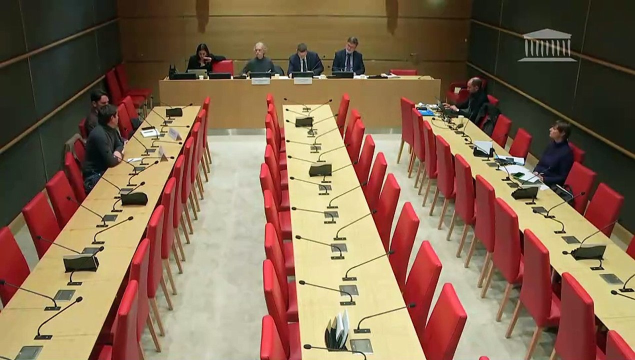 Libéralisation du fret ferroviaire : M. Jonathan Delisle, président des transports Delisle et de M. Aurélien Baehl, directeur général du groupe Mauffrey ; M. Marc Véron, ancien directeur général délégué fret de la SNCF - Jeudi 9 novembre 2023