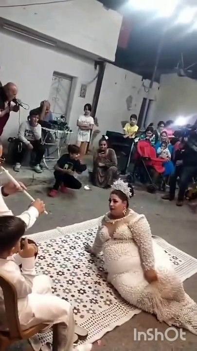 Snake dance funny
