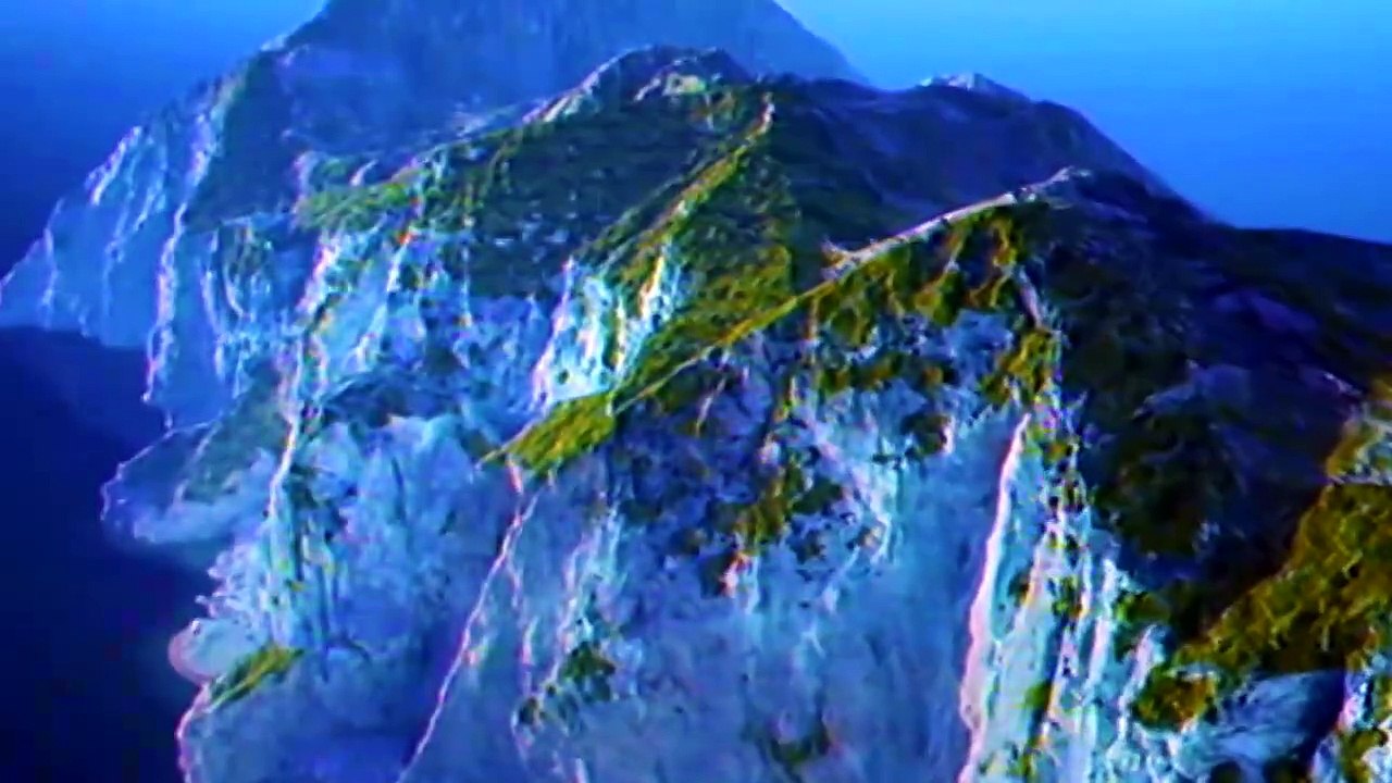 RINA SAWAYAMA — Catch Me In The Air (Visualiser) · 2022 • Rina Sawayama: Music Video Collection DVD