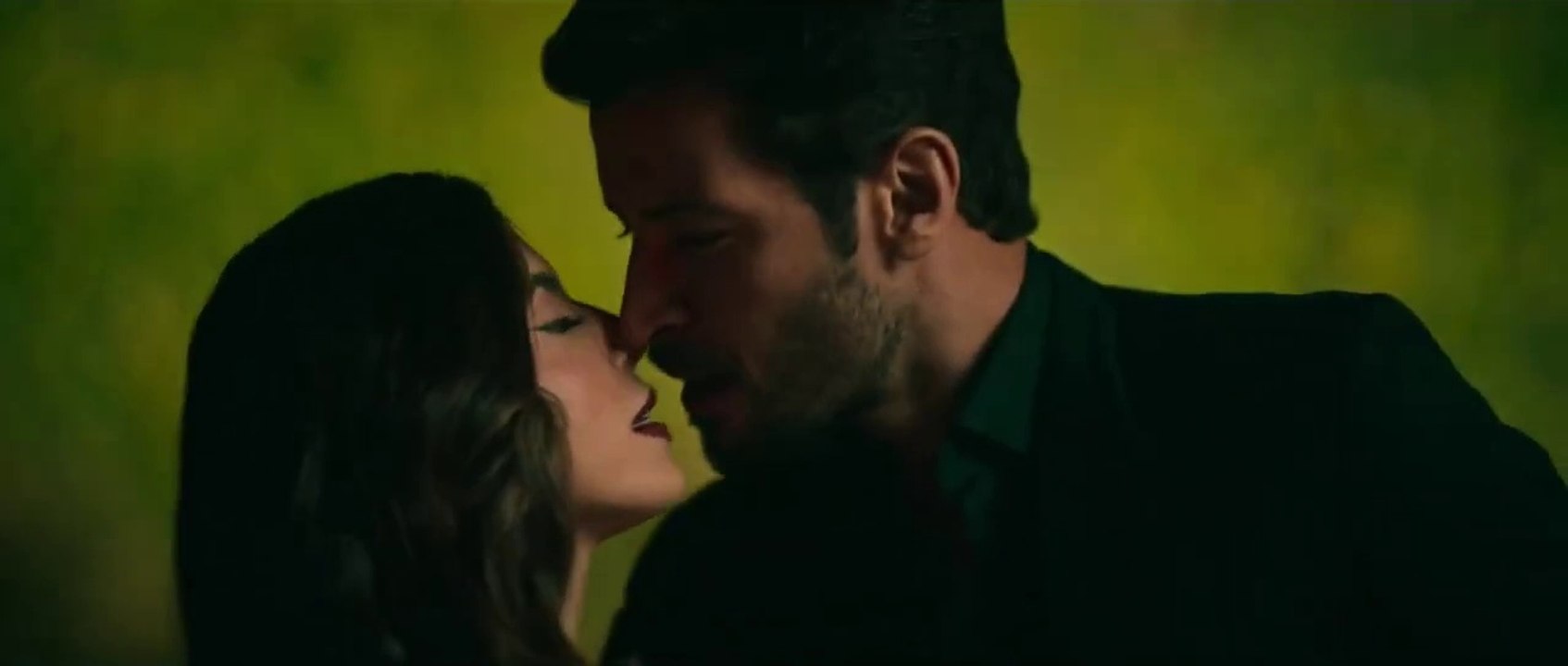 Burning Betrayal / Kiss Scene - Babi and Marco (Giovanna Lancellotti and...
