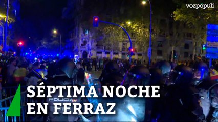 24 detenidos y 7 policías heridos en la séptima noche de protestas en Ferraz contra el PSOE por la amnistía