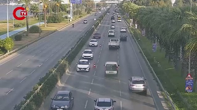 Tunç Soyer paylaştı: İzmir'de saat 09.05'te hayat durdu