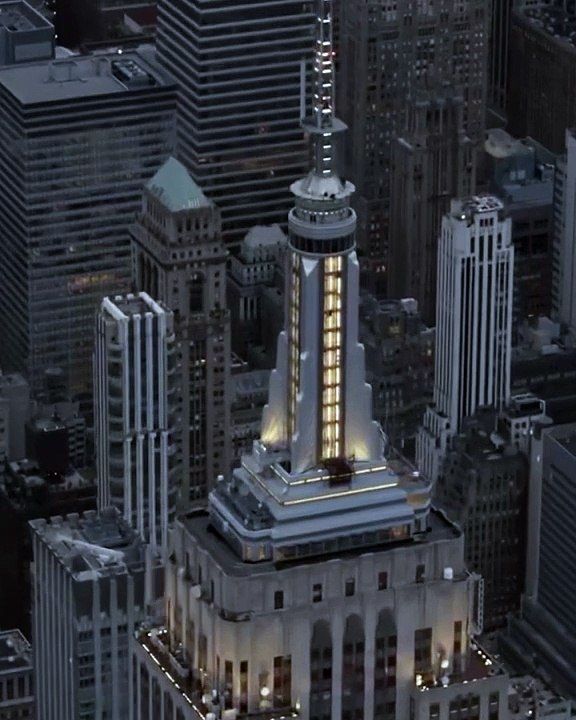 Jared Leto scala l'Empire State Building
