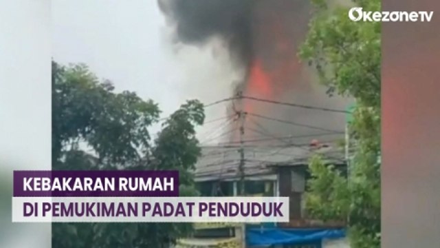 Kebakaran Landa 3 Rumah di Pemukiman Padat Penduduk di Jakarta Pusat