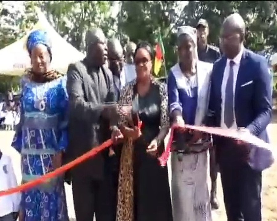 Ceremonie de Remise des Parchemins a Nkolmebanga a Saa