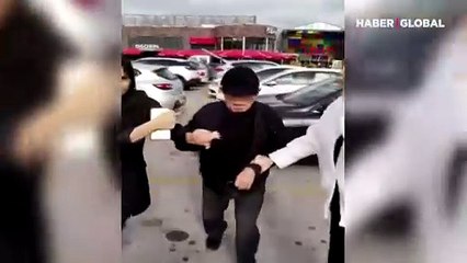 Hatay'da 370 kişinin öldüğü binanın firari müteahhidini Ankara'da bir AVM'de depremzede kadınlar yakaladı