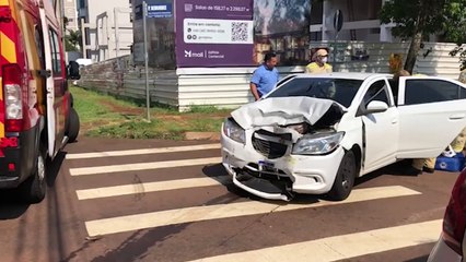 Onix e Duster ficam destruídos em acidente no Centro