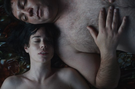 'Un amor', una historia de amor árida y poco empática