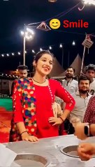 Amazing dancing girl very hot#Badshah #Selfie