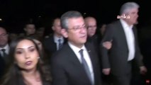 CHP Genel Başkanı Özgür Özel, CHP Gençlik Kolları ve Ankara İl Başkanlığı tarafından düzenlenen “Ata’ya Saygı Zinciri” yürüyüşünde katıldı